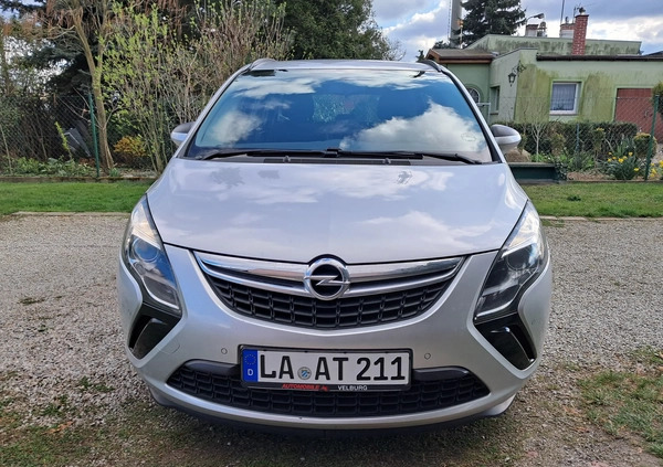 Opel Zafira cena 29900 przebieg: 246000, rok produkcji 2015 z Strzelin małe 191